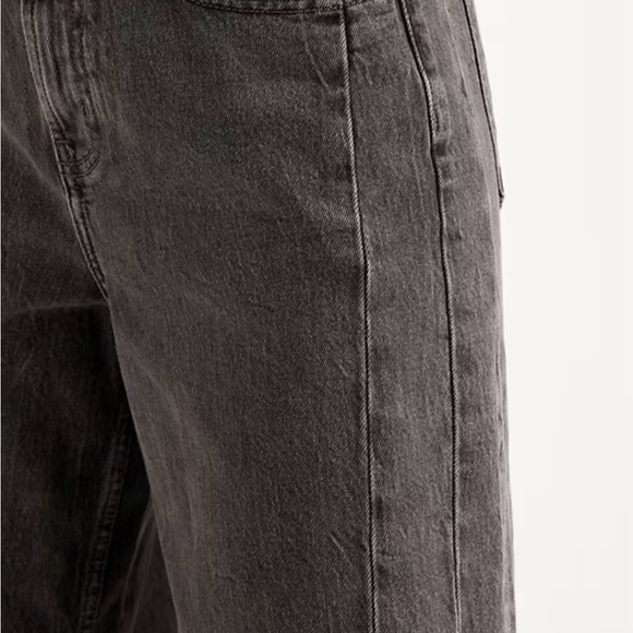 Old Navy Charcoal/Black Barrel Jeans - Picture 5 of 11